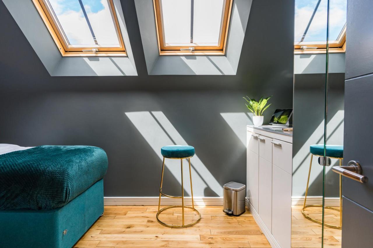 Oakfield Premier Apartments - Fast Wifi - 5 Mins City Centre Кардіфф Екстер'єр фото
