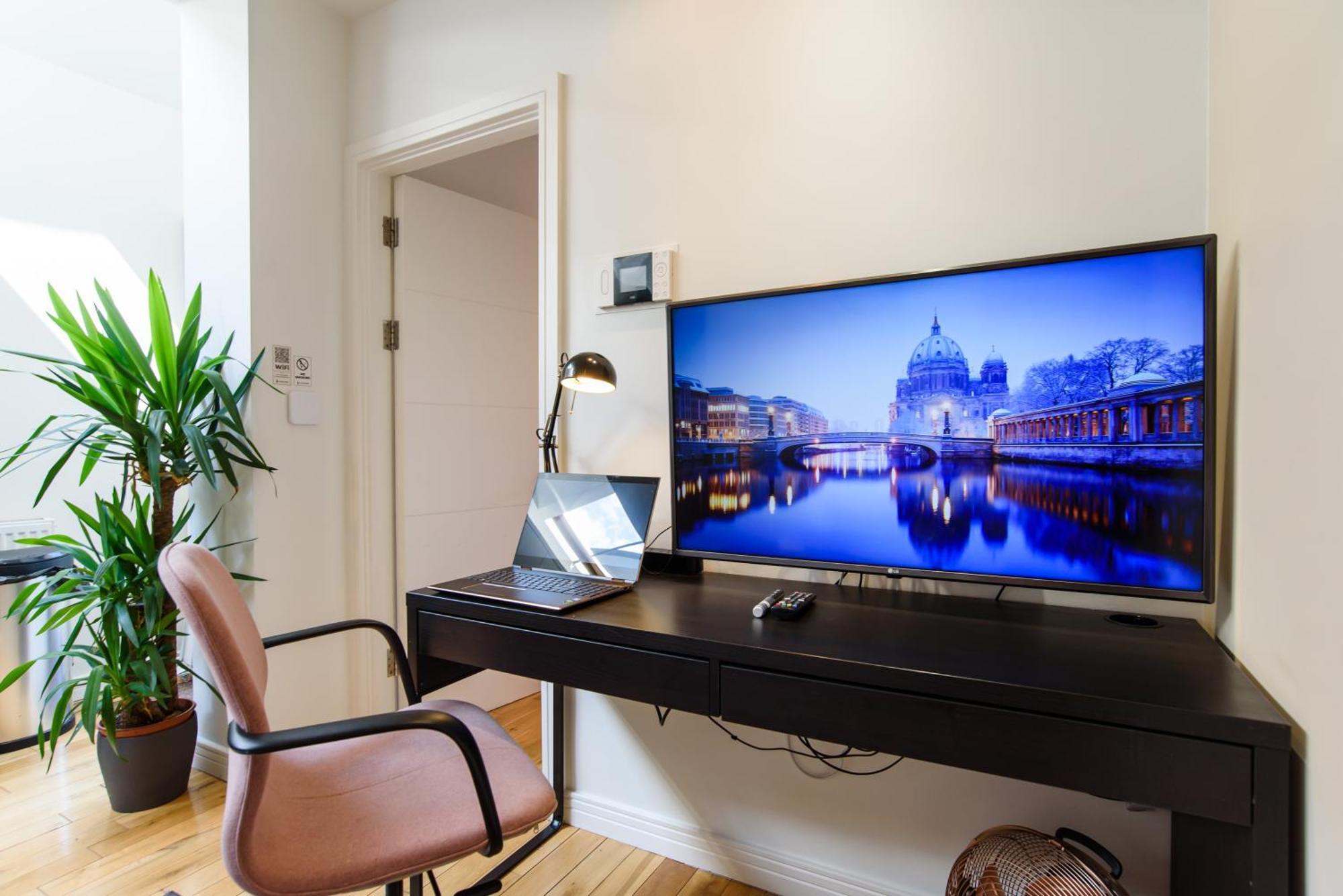 Oakfield Premier Apartments - Fast Wifi - 5 Mins City Centre Кардіфф Номер фото
