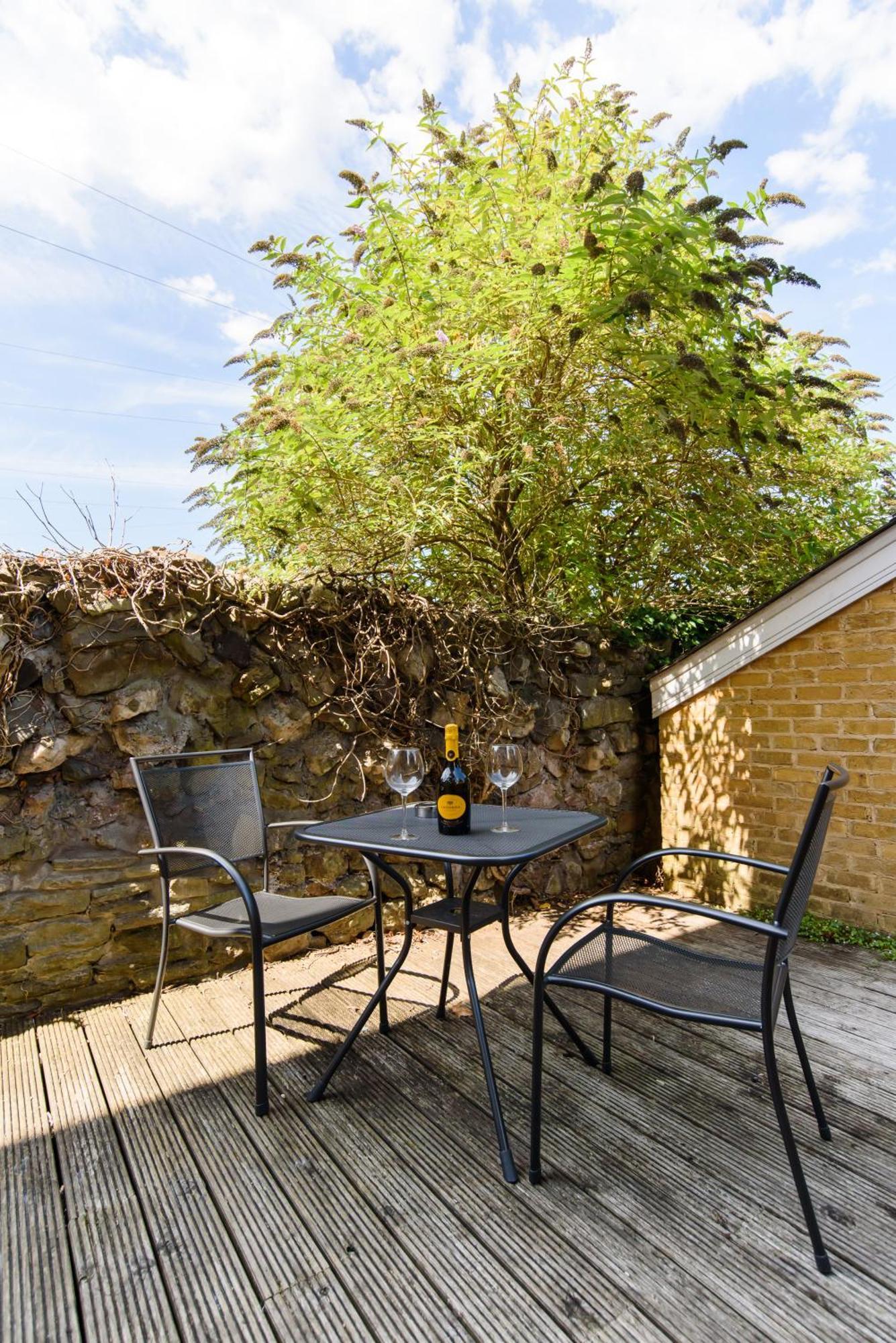 Oakfield Premier Apartments - Fast Wifi - 5 Mins City Centre Кардіфф Номер фото